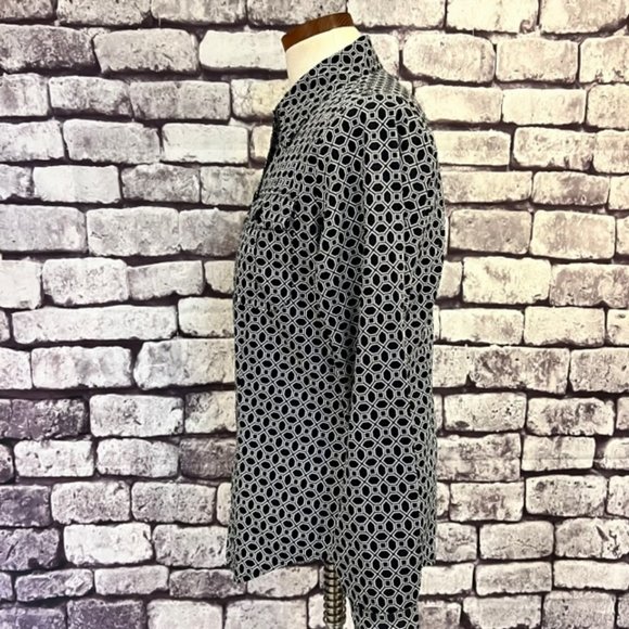 Anne Klein Black & White Long Sleeve Button Bown Blouse Size 6 - Picture 4 of 9
